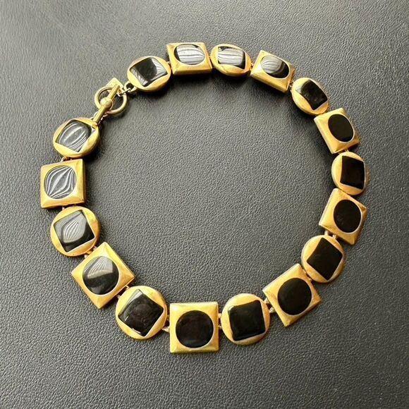 Vintage 90s Y2k Anne Klein Gold & Black Enamel Toggle Necklace - Picture 4 of 6